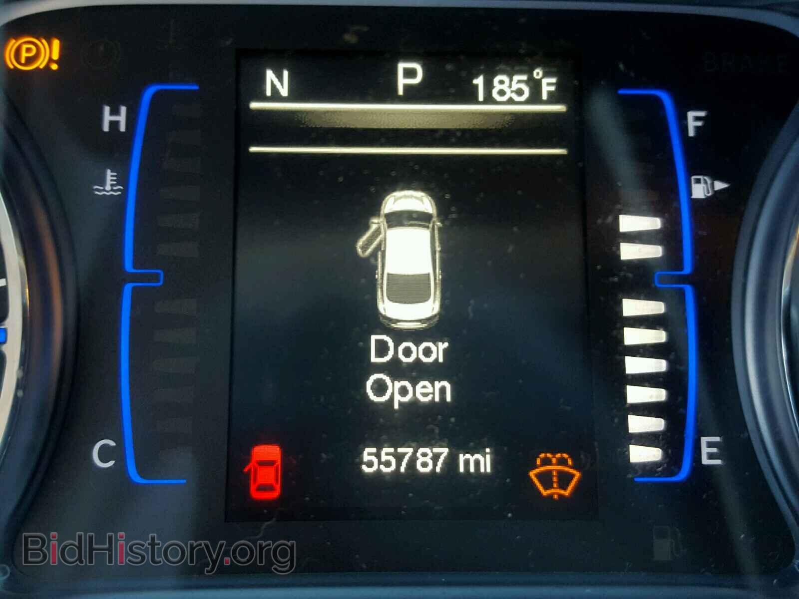 2015 CHRYSLER 200 - VIN: 1C3CCCAB7FN722295 - Photo 8