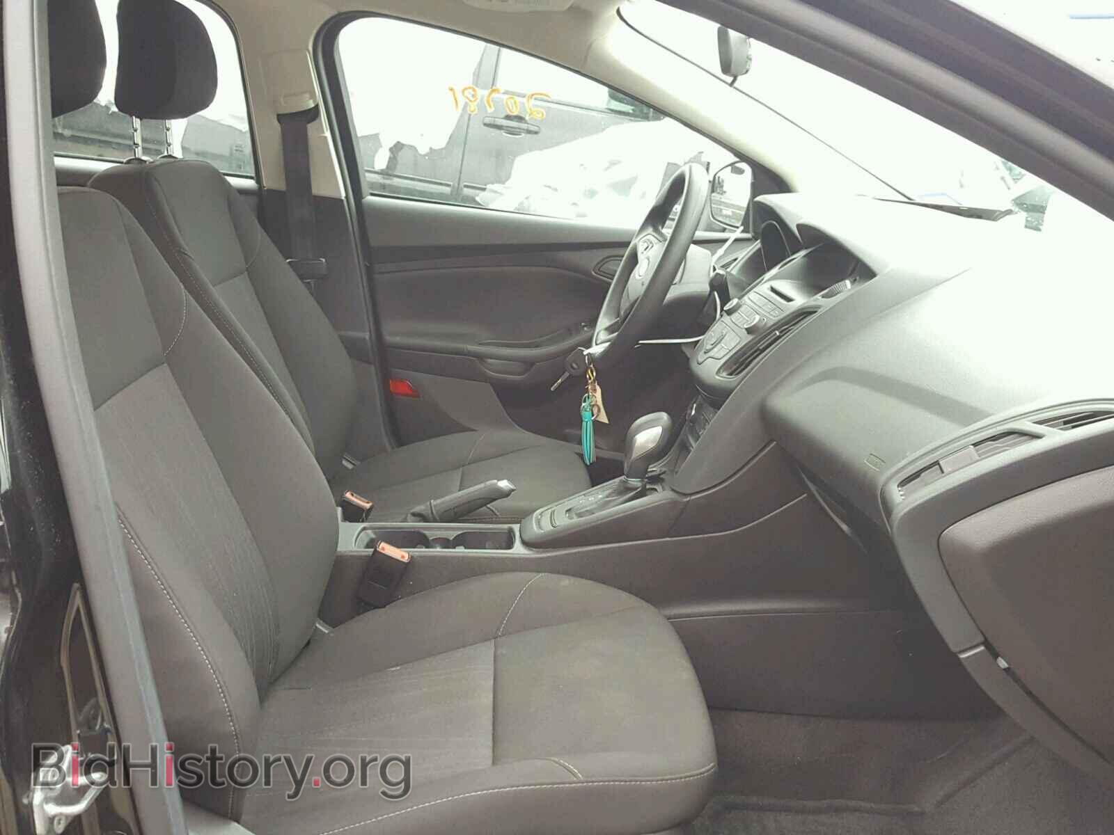 2017 FORD FOCUS - VIN: 1FADP3E25HL303400 - Photo 5