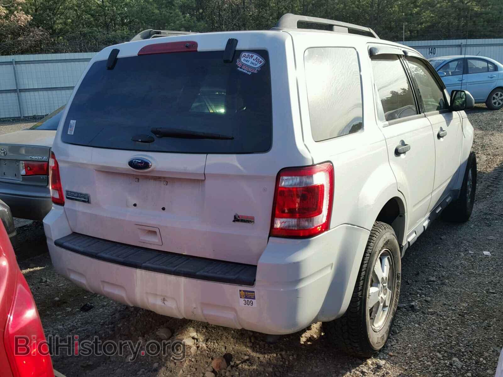 2011 FORD ESCAPE - VIN: 1FMCU0DG3BKC69962 - Фото 4