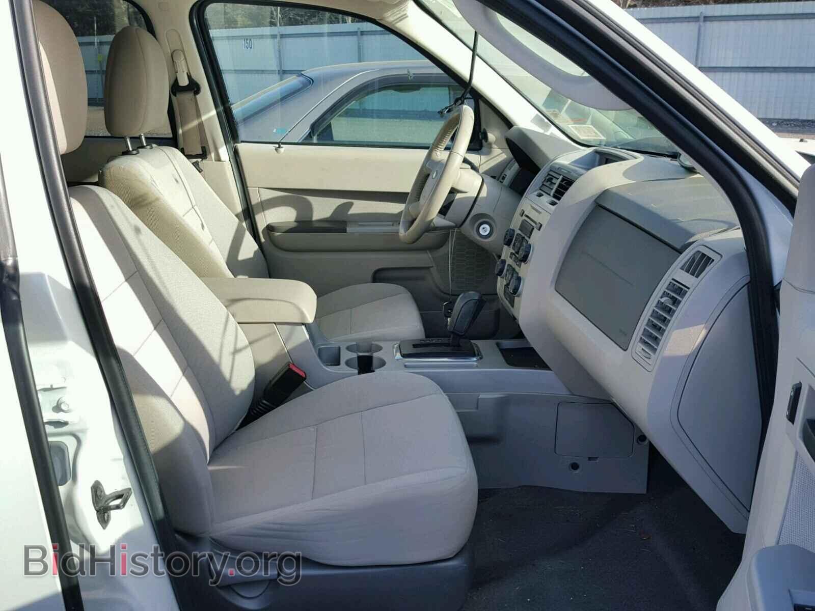2011 FORD ESCAPE - VIN: 1FMCU0DG3BKC69962 - Фото 5