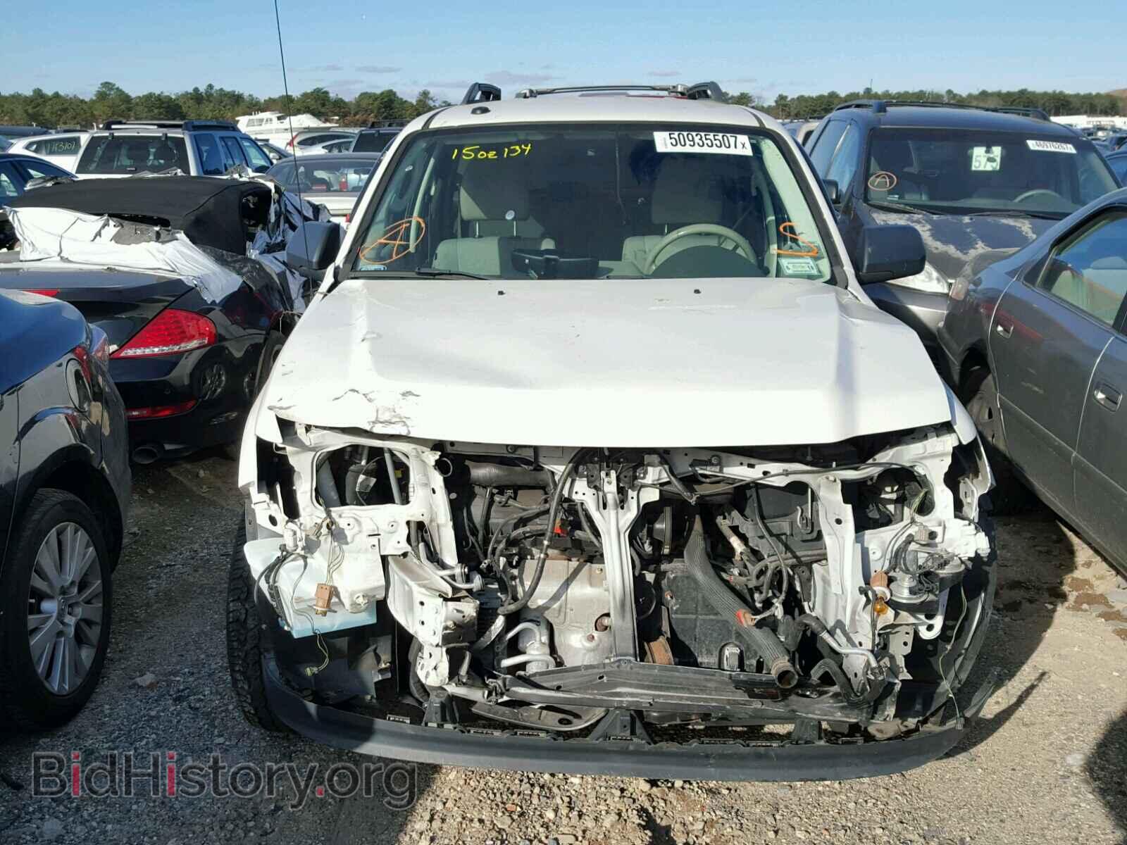 2011 FORD ESCAPE - VIN: 1FMCU0DG3BKC69962 - Фото 9