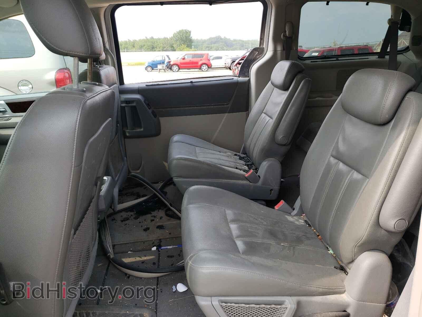 2010 CHRYSLER MINIVAN - VIN: 2A4RR5DX3AR128333 - Фото 6