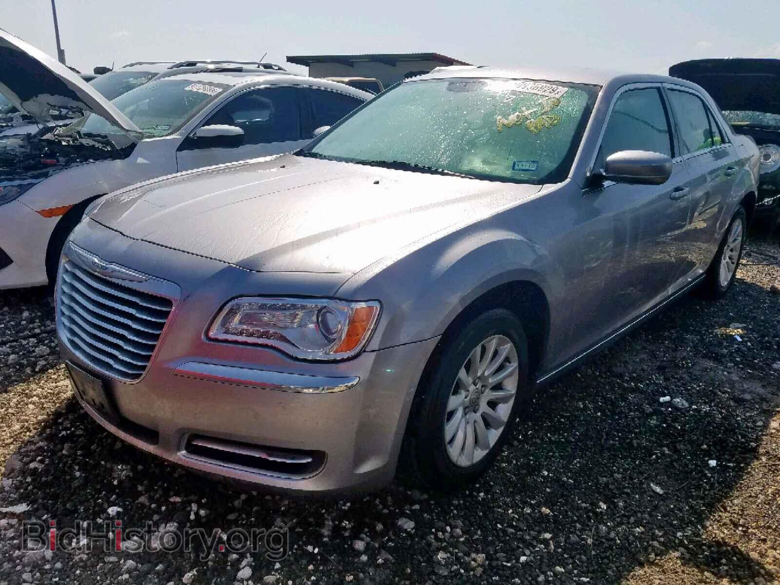 2014 CHRYSLER 300 - VIN: 2C3CCAAG6EH343098 - Фото 2