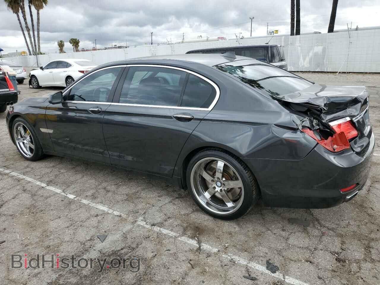 2010 BMW 7 SERIES - VIN: WBAKB8C58ACY64185 - Фото 2