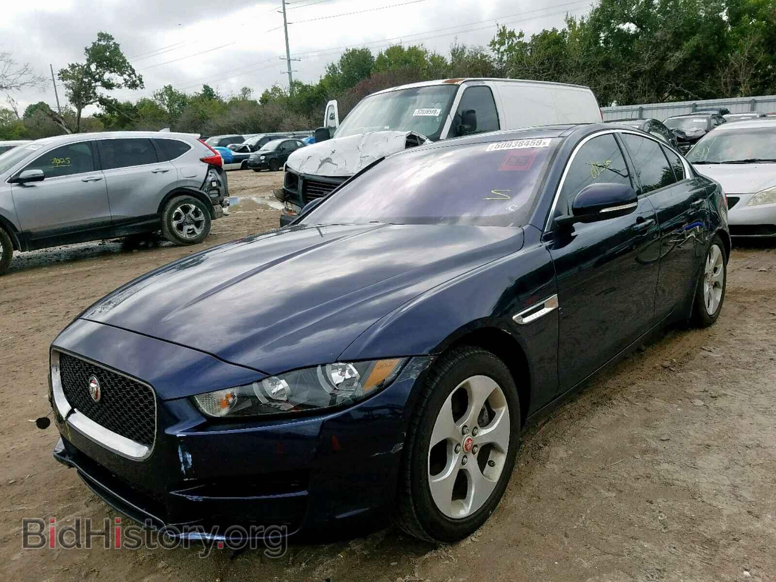 2017 JAGUAR XE - VIN: SAJAR4BN2HA974516 - Фото 2
