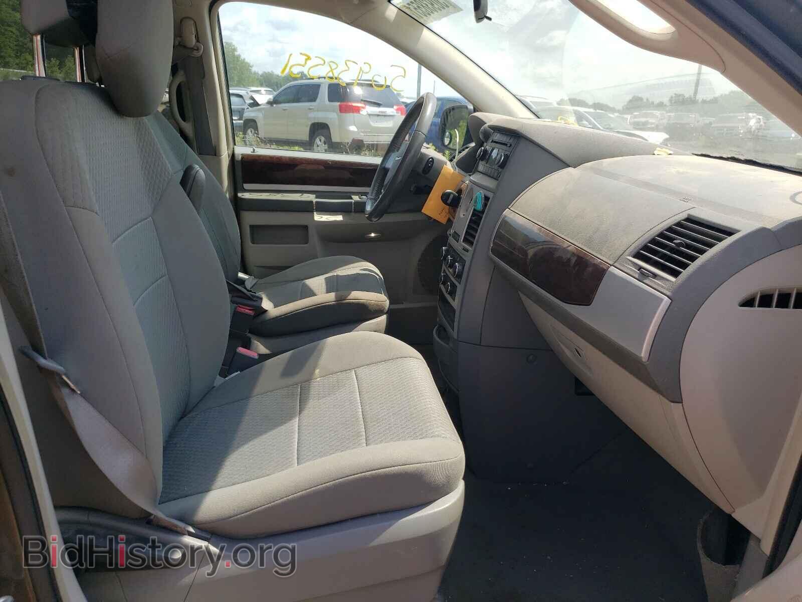2010 CHRYSLER MINIVAN - VIN: 2A4RR5D18AR392854 - Фото 5