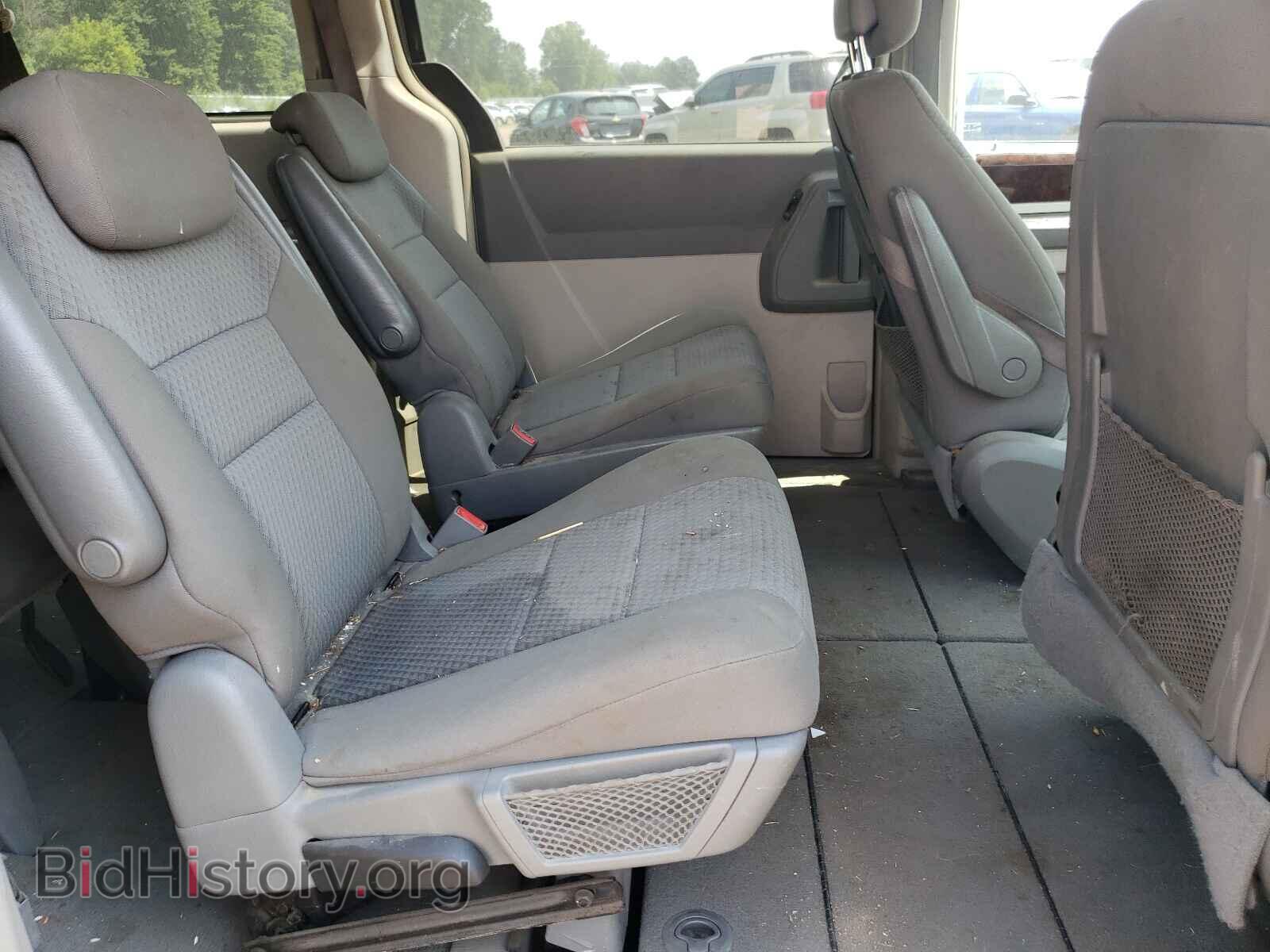 2010 CHRYSLER MINIVAN - VIN: 2A4RR5D18AR392854 - Фото 6