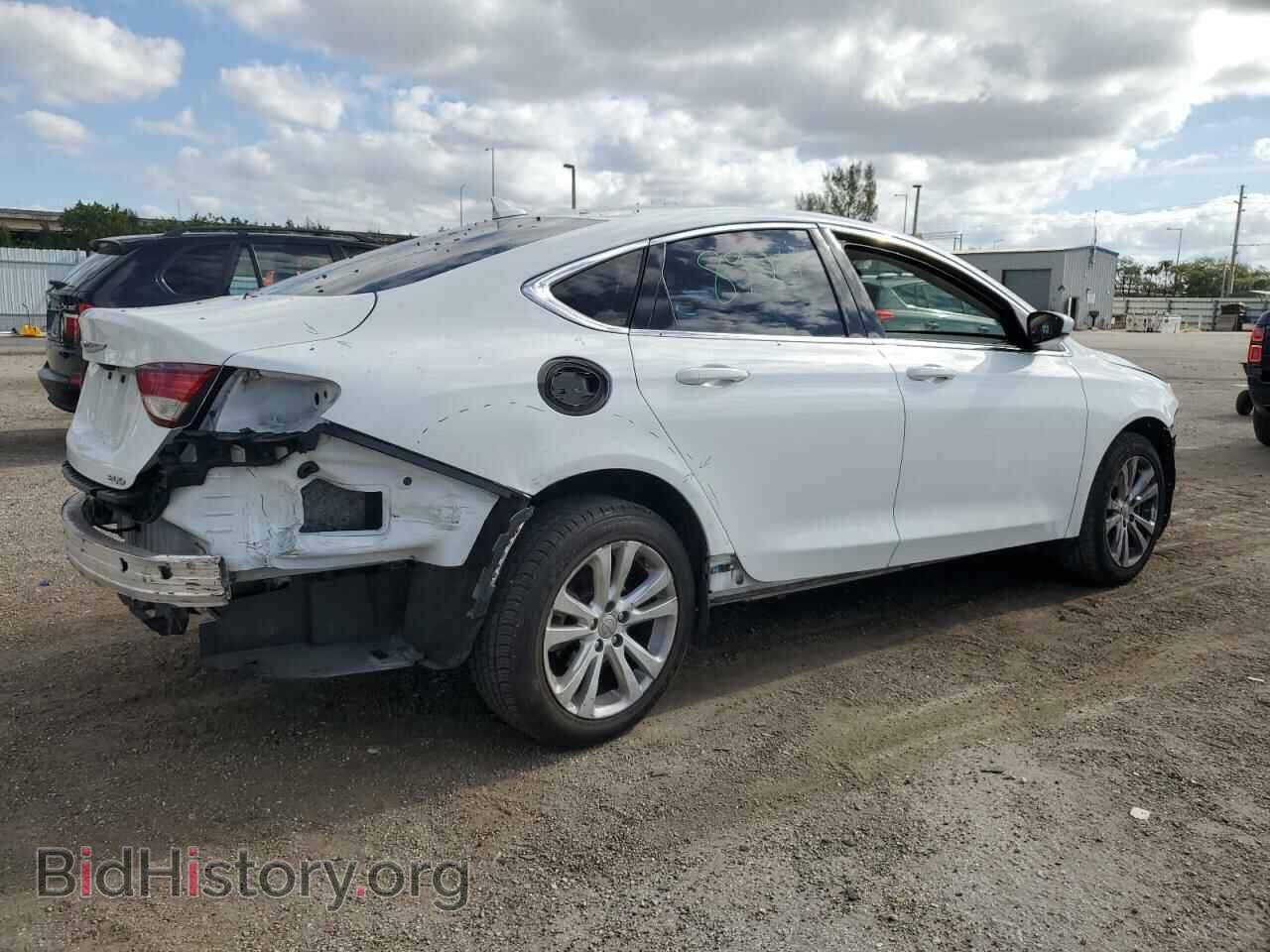 2015 CHRYSLER 200 - VIN: 1C3CCCAB7FN634850 - Фото 3