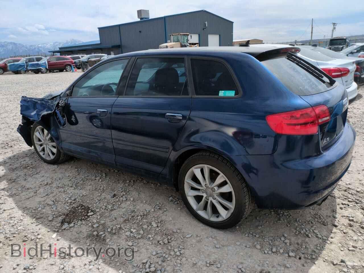 2013 AUDI A3 - VIN: WAUDFAFM3DA028517 - Photo 2