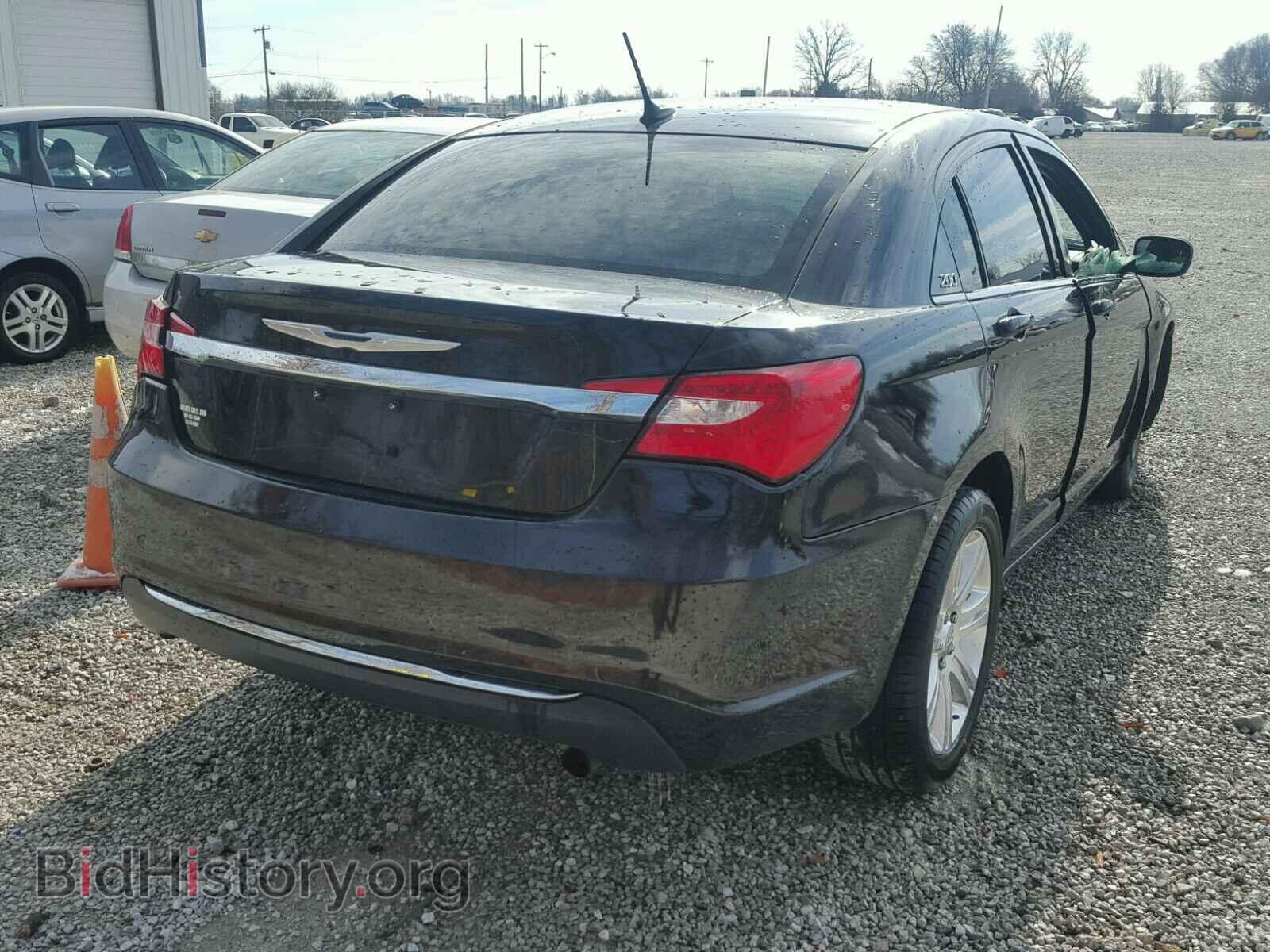 2012 CHRYSLER 200 - VIN: 1C3CCBBB2CN205605 - Фото 4