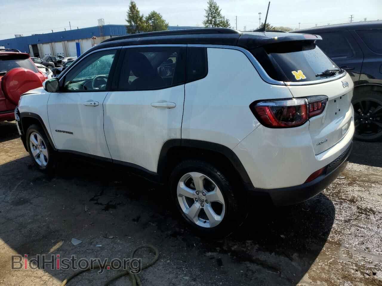 2018 JEEP COMPASS - VIN: 3C4NJDBB7JT349668 - Фото 2