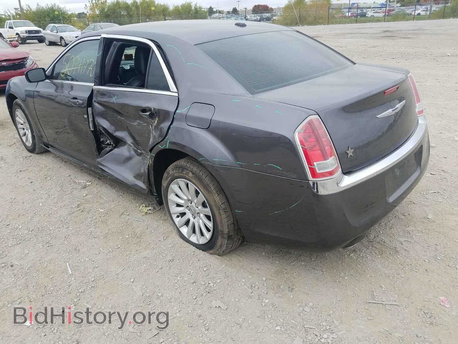 2013 CHRYSLER 300 - VIN: 2C3CCAAG7DH745579 - Фото 3