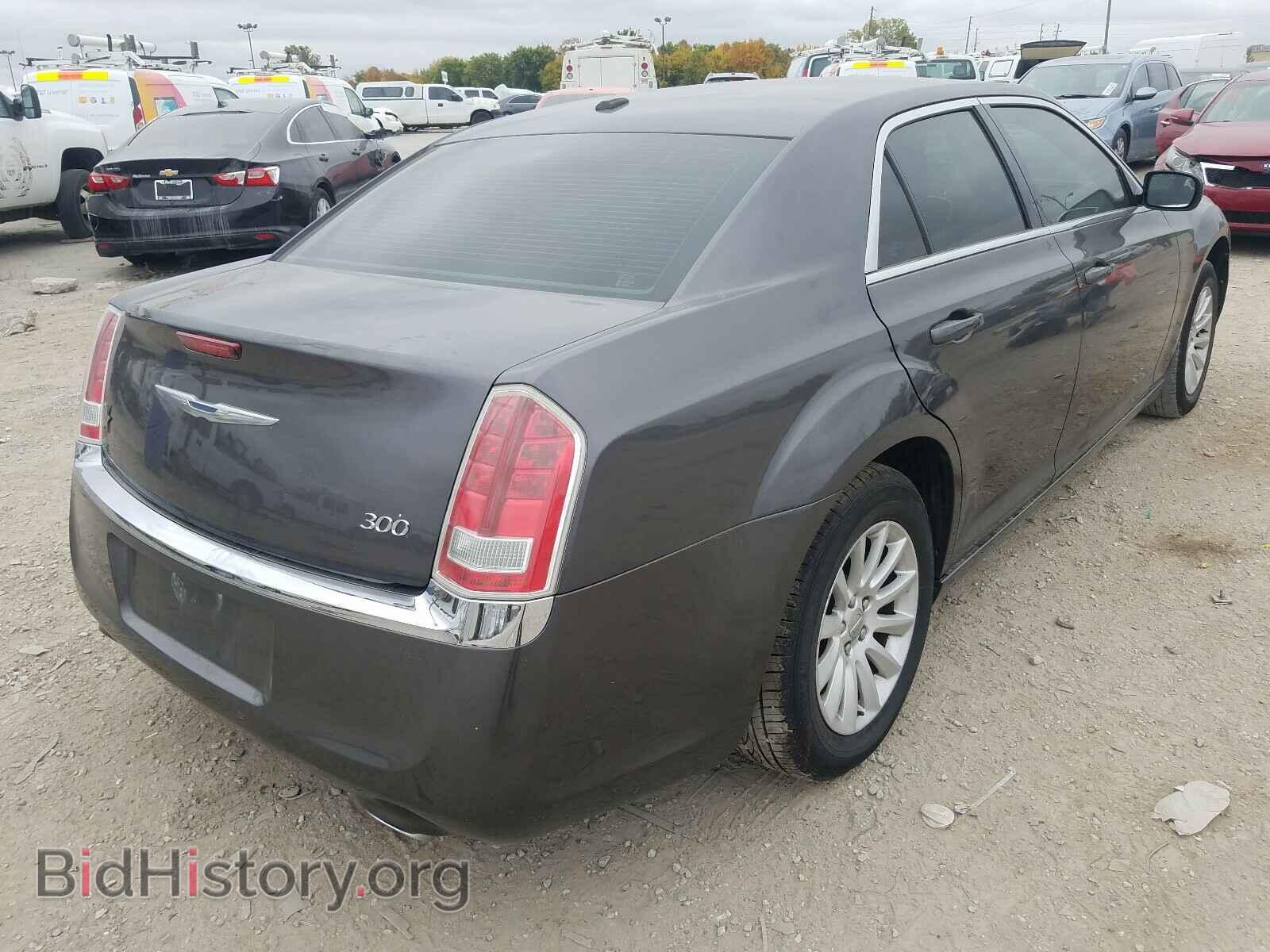 2013 CHRYSLER 300 - VIN: 2C3CCAAG7DH745579 - Фото 4