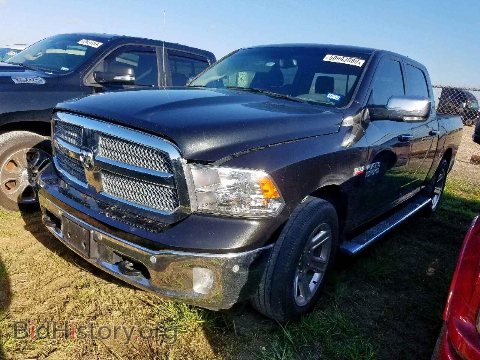 2017 RAM 1500 SLT - VIN: 1C6RR6LT8HS639675 - Фото 2