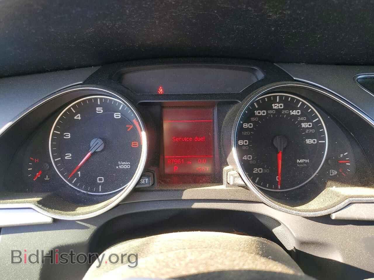 2011 AUDI A5 - VIN: WAUCFAFH8BN003875 - Фото 9