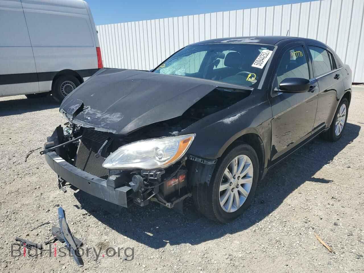 2012 CHRYSLER 200 - VIN: 1C3CCBBB6CN117575 - Фото 2