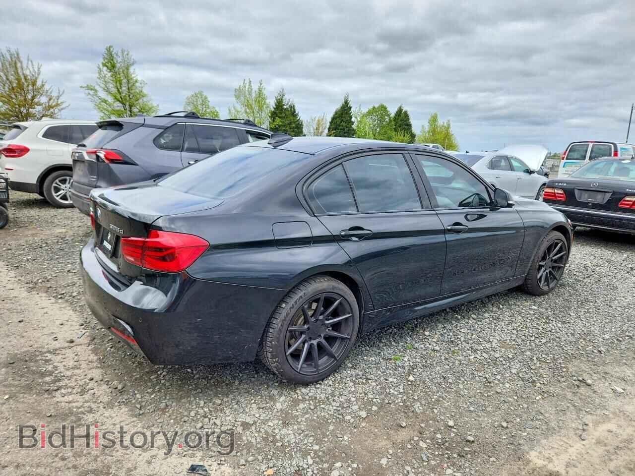 2017 BMW 3 SERIES - VIN: WBA8F1C37HK898123 - Фото 3