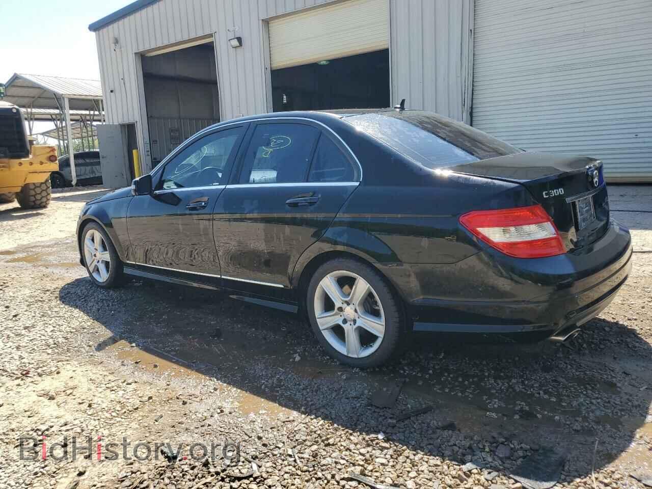 2011 MERCEDES-BENZ C-CLASS - VIN: WDDGF5EB4BR164716 - Фото 2