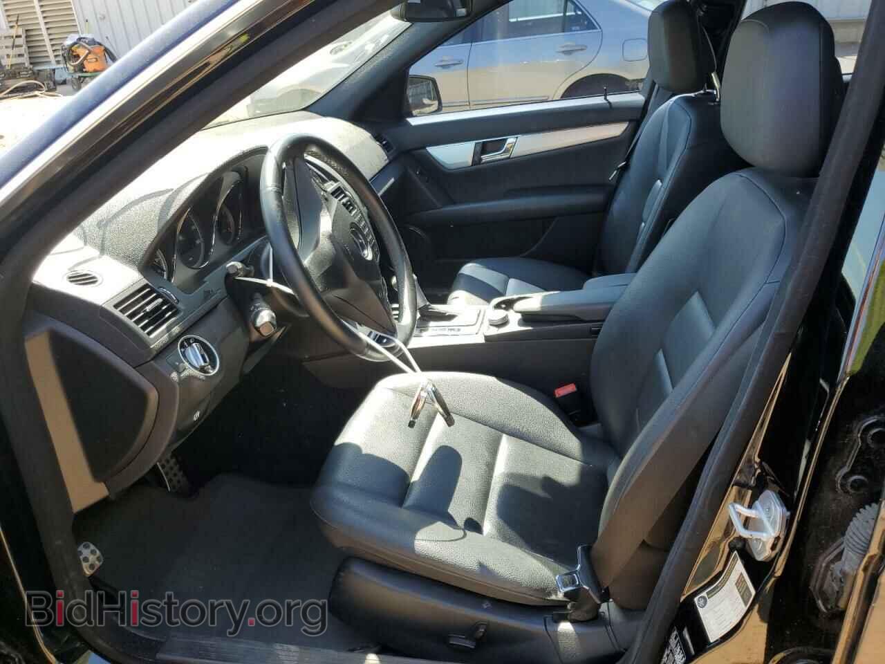 2011 MERCEDES-BENZ C-CLASS - VIN: WDDGF5EB4BR164716 - Фото 7