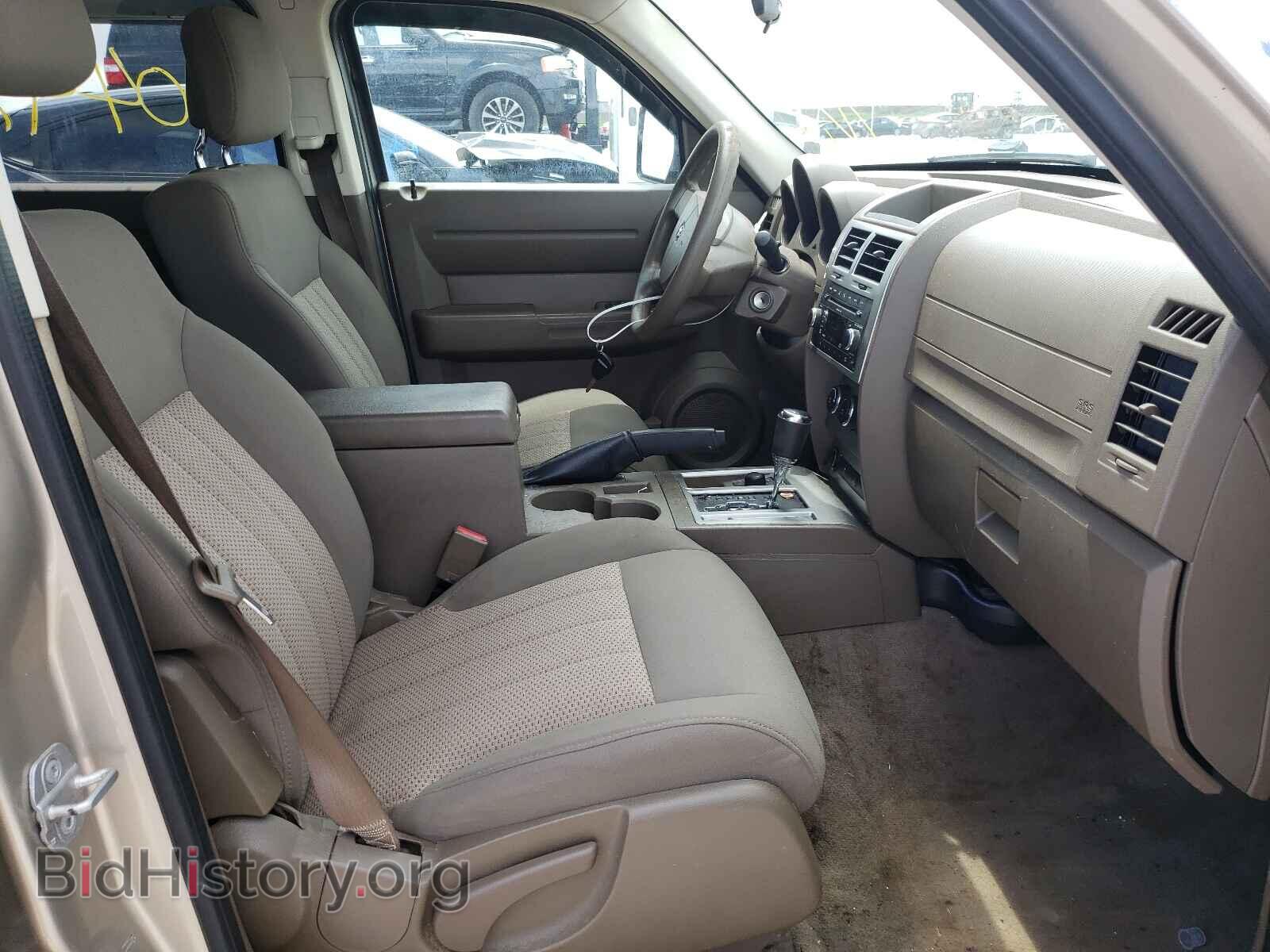 2010 DODGE NITRO - VIN: 1D4PU2GK7AW111071 - Photo 5