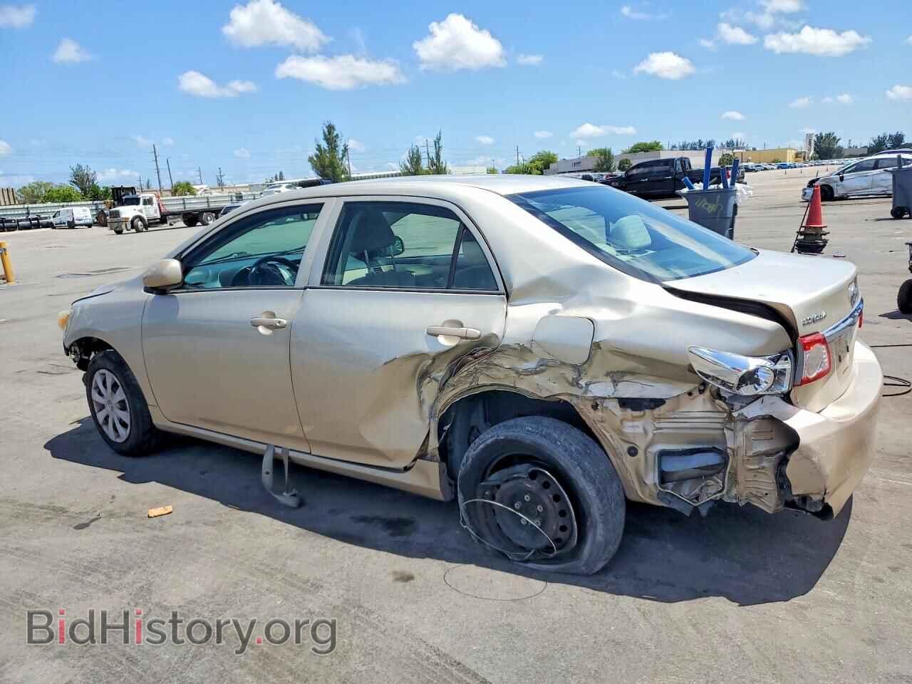 2013 TOYOTA COROLLA - VIN: 2T1BU4EE2DC945519 - Фото 2
