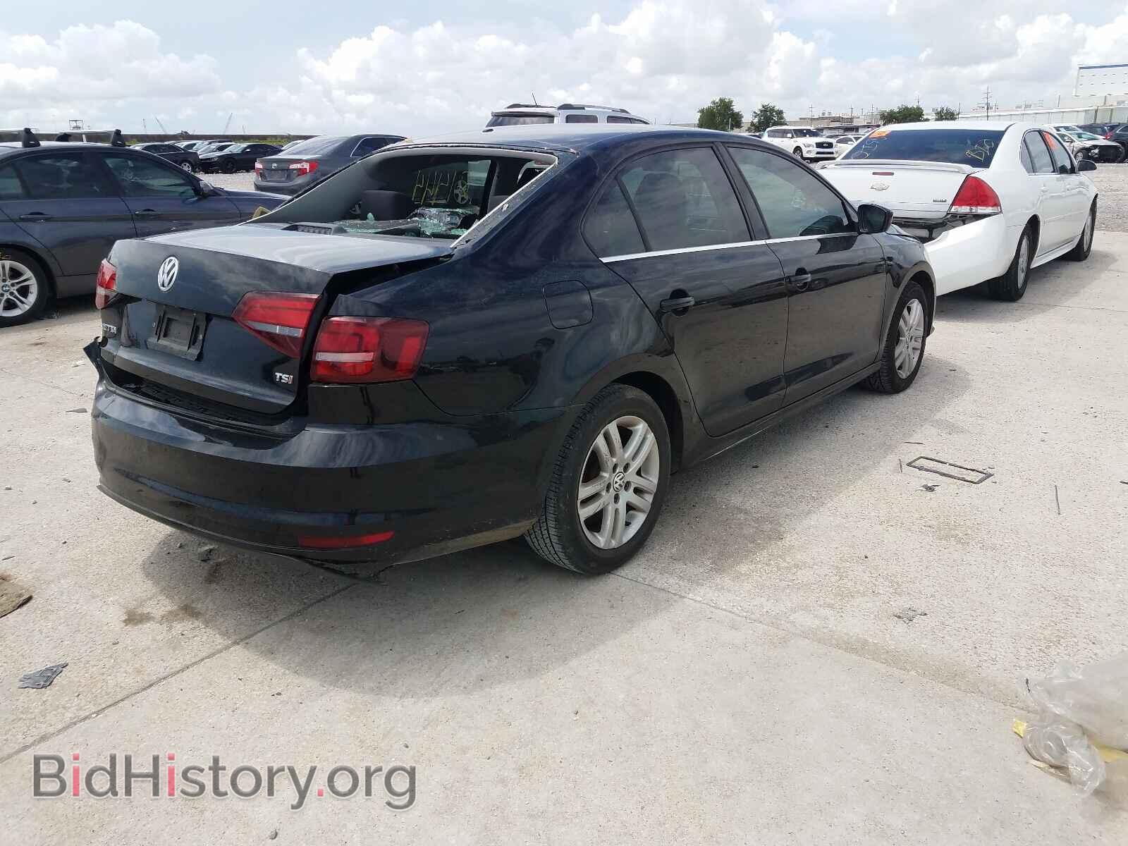 2017 VOLKSWAGEN JETTA - VIN: 3VW2B7AJ4HM368111 - Фото 4