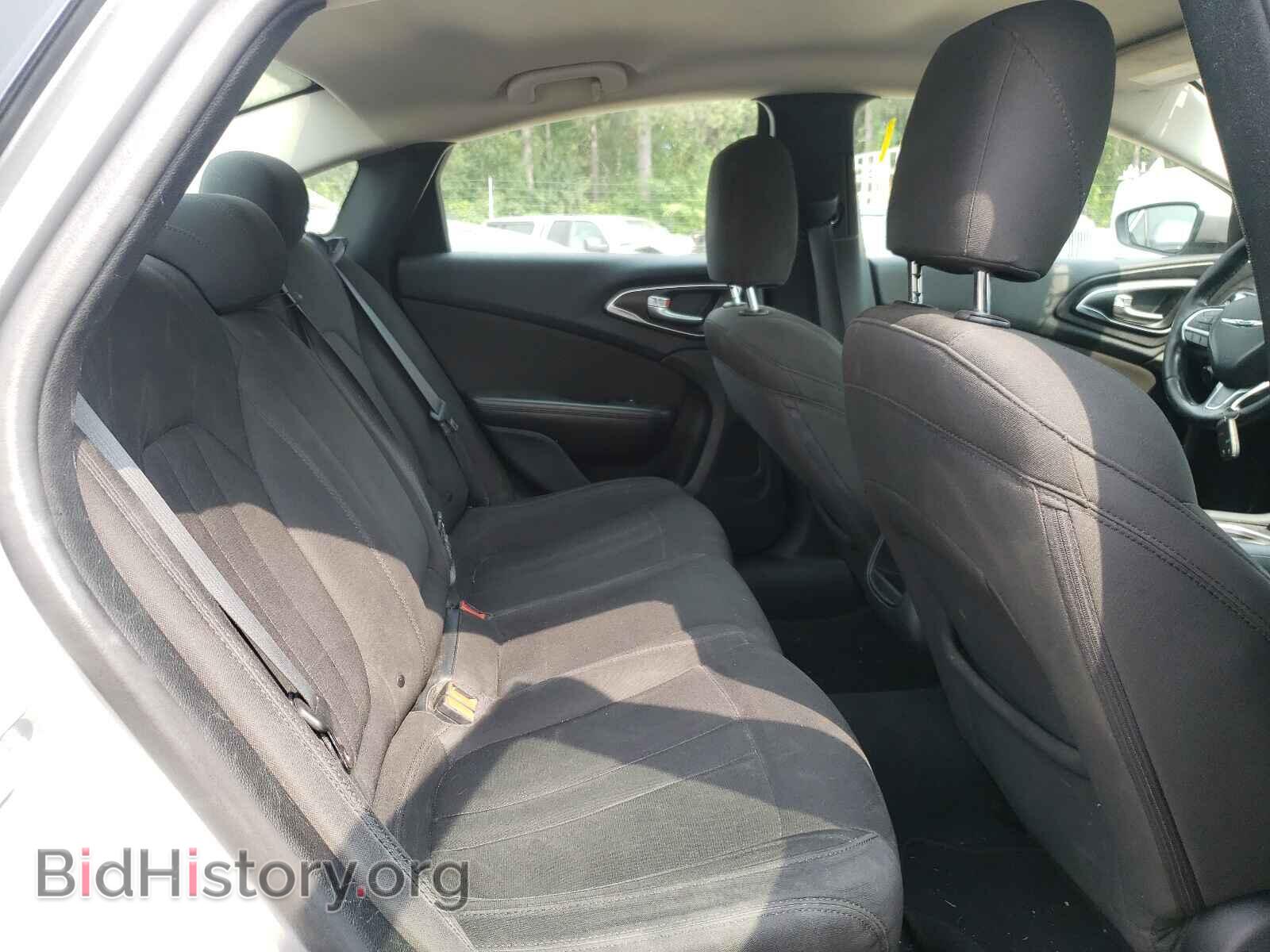 2015 CHRYSLER 200 - VIN: 1C3CCCAB3FN701685 - Фото 6