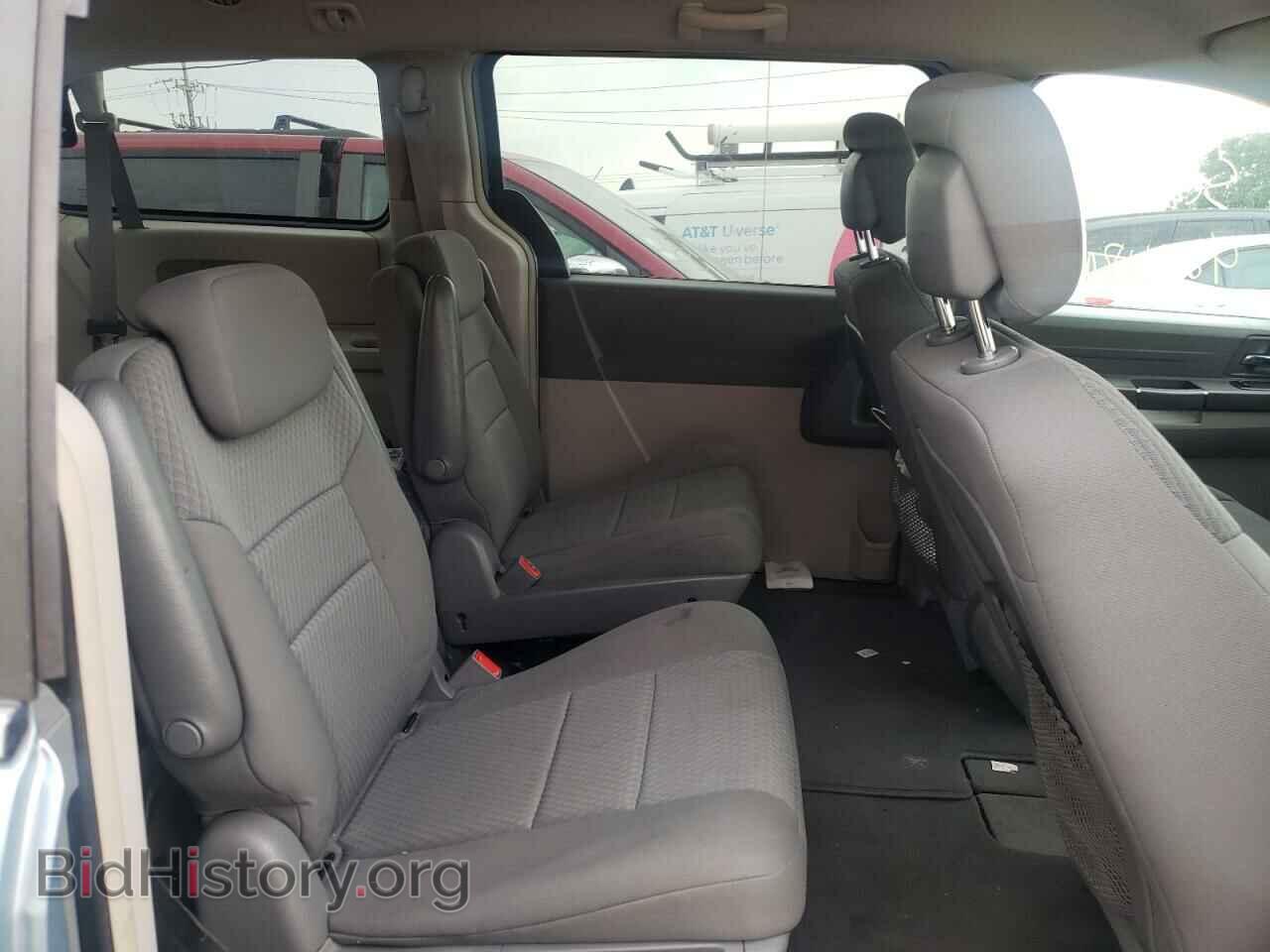 2010 CHRYSLER MINIVAN - VIN: 2A4RR2D13AR361221 - Photo 6