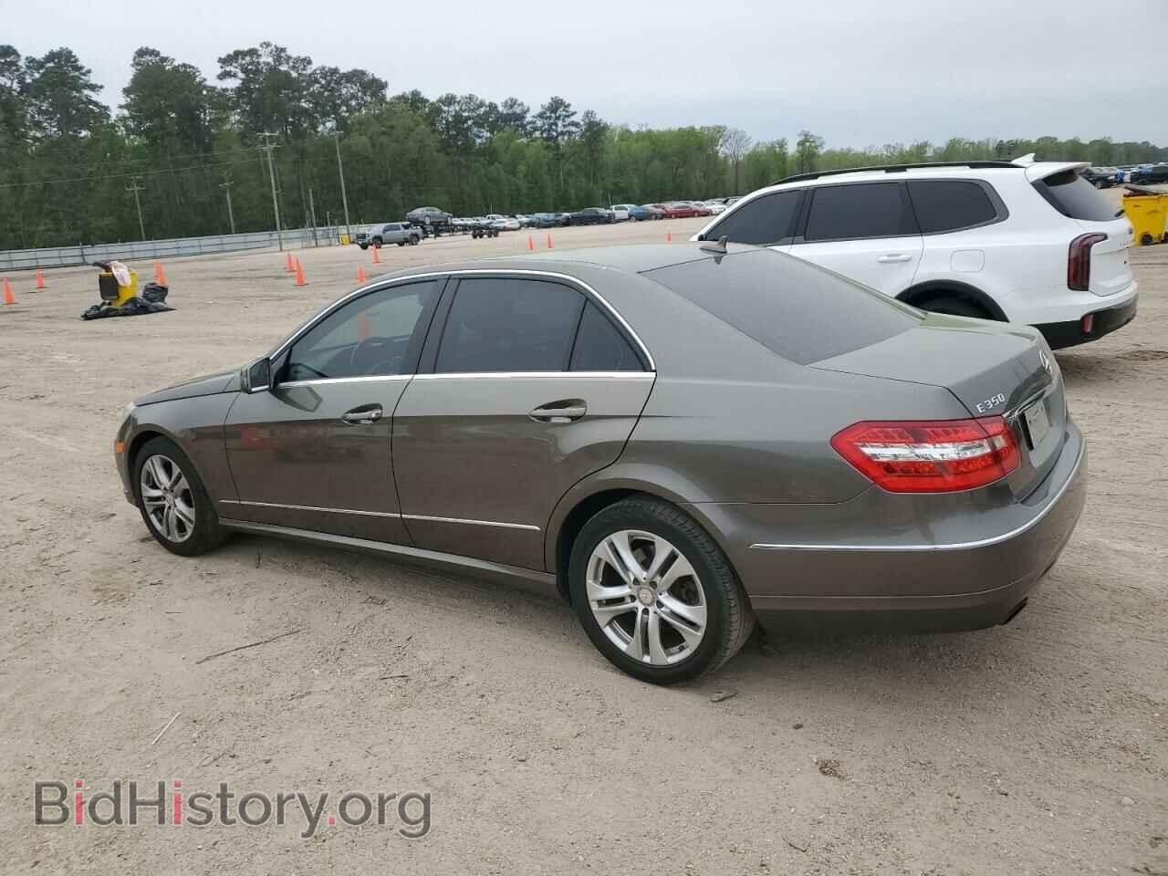 2010 MERCEDES-BENZ E-CLASS - VIN: WDDHF5GB7AA241237 - Фото 2