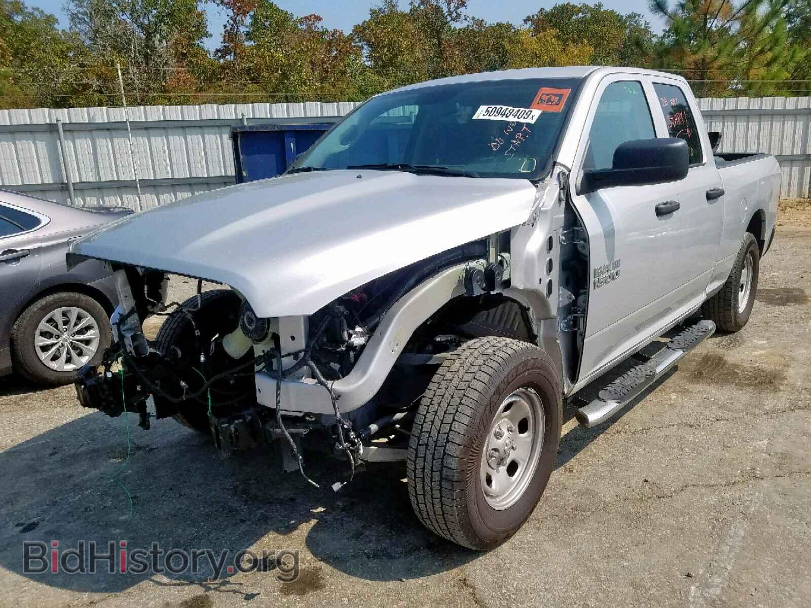 2018 RAM 1500 ST - VIN: 1C6RR6FTXJS211656 - Фото 2