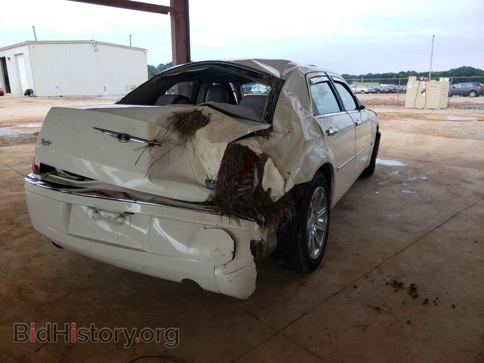 2006 CHRYSLER 300 - VIN: 2C3KA63H56H197816 - Фото 4