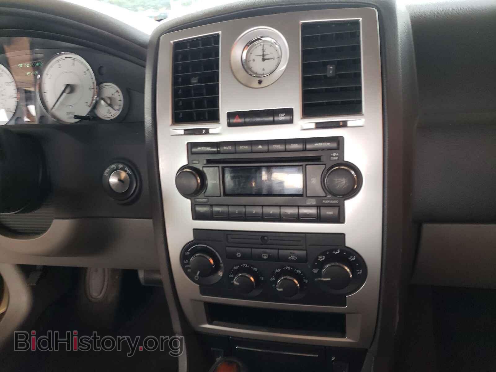 2006 CHRYSLER 300 - VIN: 2C3KA63H56H197816 - Фото 9