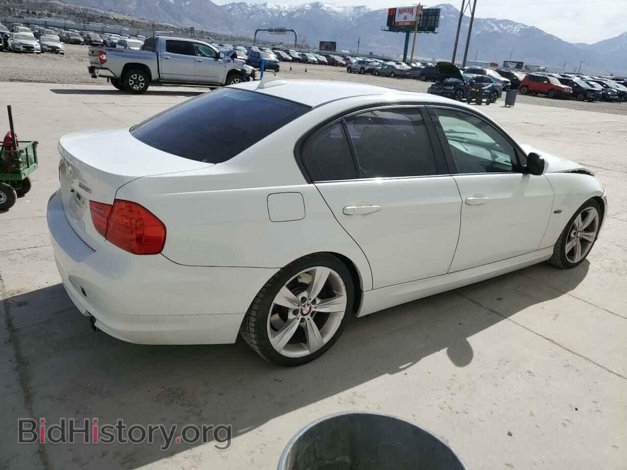2009 BMW 3 SERIES - VIN: WBAPM77599NL88758 - Фото 3