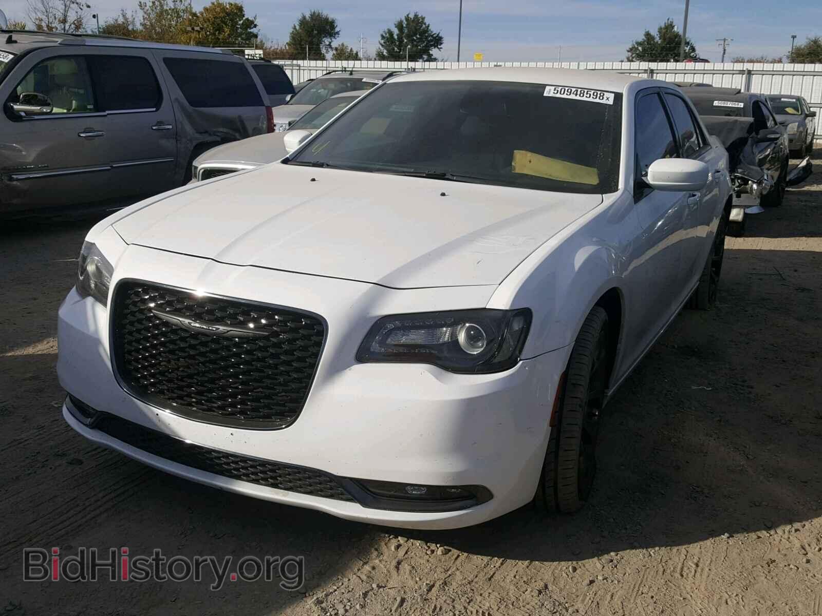 2017 CHRYSLER 300 - VIN: 2C3CCABG0HH662953 - Фото 2