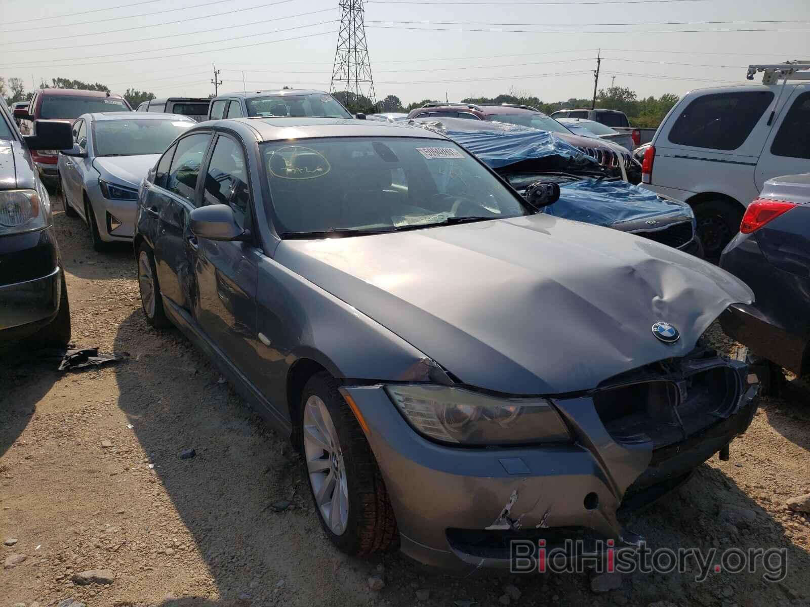 Photo WBAPK7C55BA970476 - BMW 3 SERIES 2011