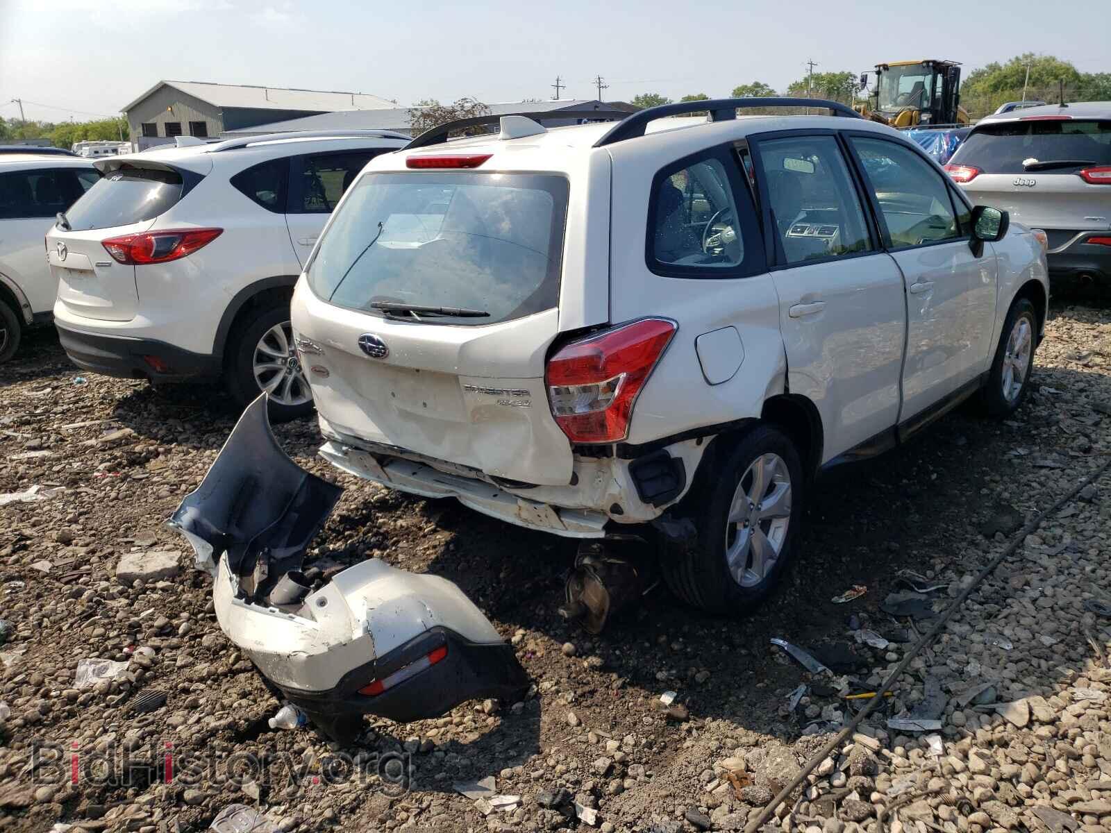 2016 SUBARU FORESTER - VIN: JF2SJABC9GH563838 - Фото 4