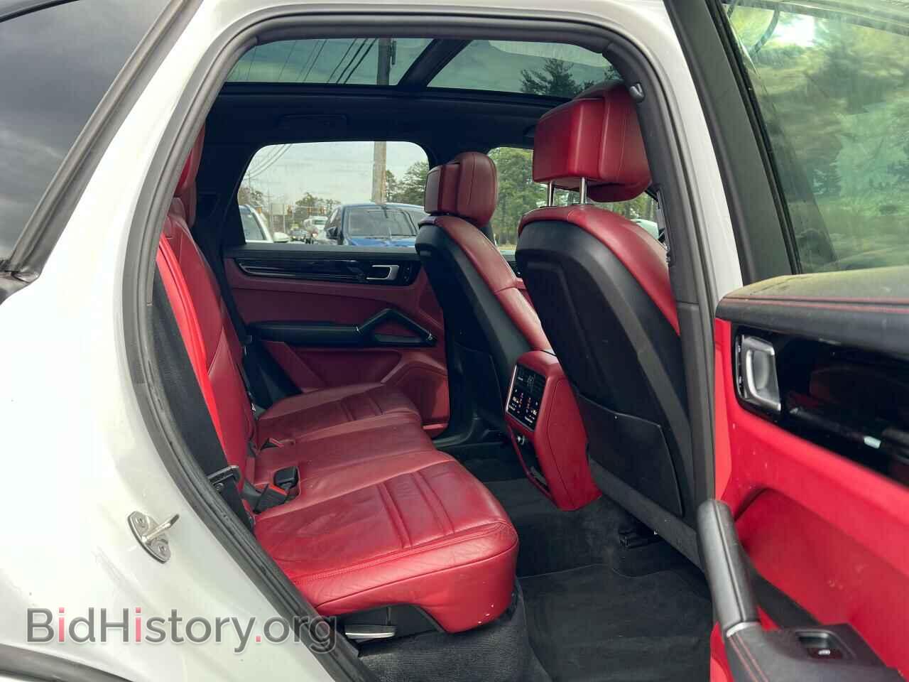 2019 PORSCHE CAYENNE - VIN: WP1AA2AY7KDA07877 - Photo 6