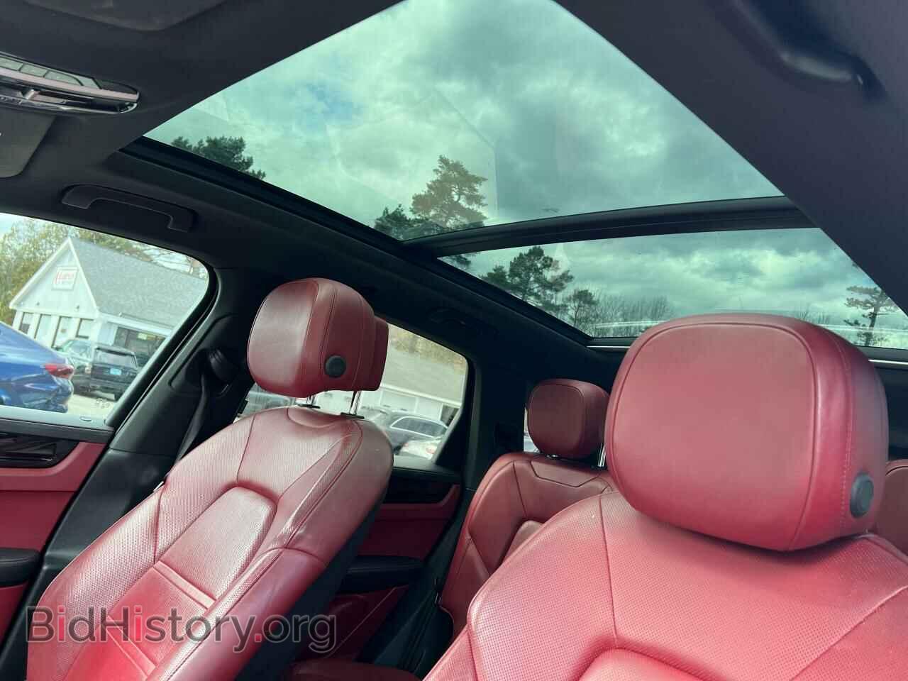 2019 PORSCHE CAYENNE - VIN: WP1AA2AY7KDA07877 - Photo 10