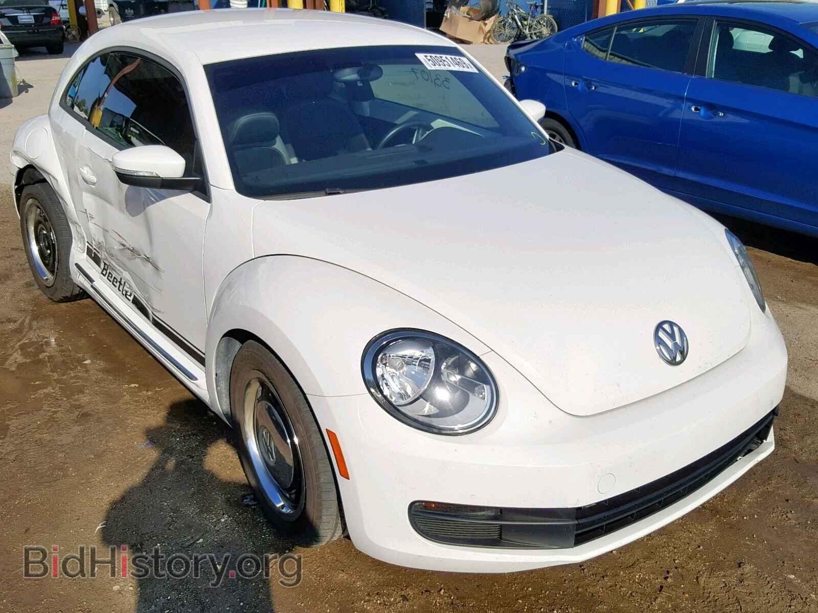 Фотография 3VWJP7AT4CM654905 - VOLKSWAGEN BEETLE 2012