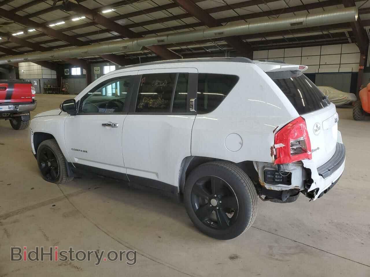 2012 JEEP COMPASS - VIN: 1C4NJDEB6CD675577 - Photo 2