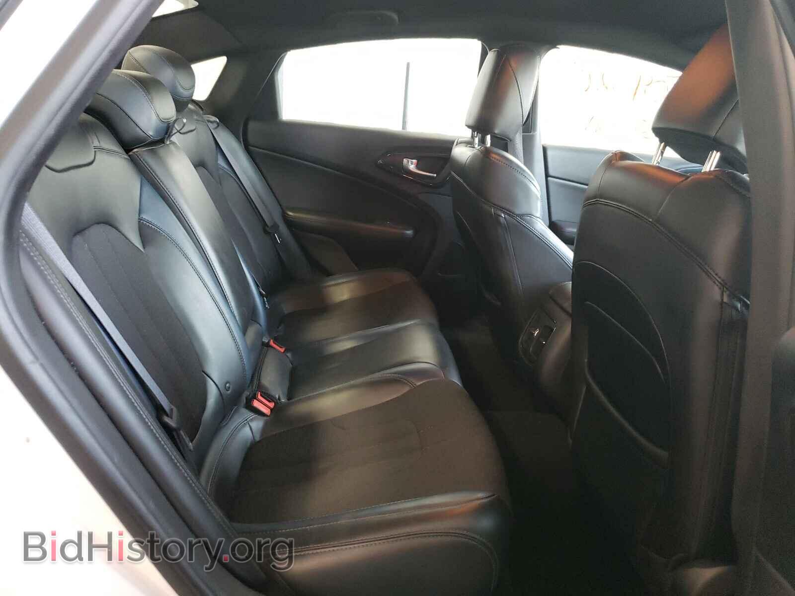 2016 CHRYSLER 200 - VIN: 1C3CCCDG1GN114586 - Photo 6