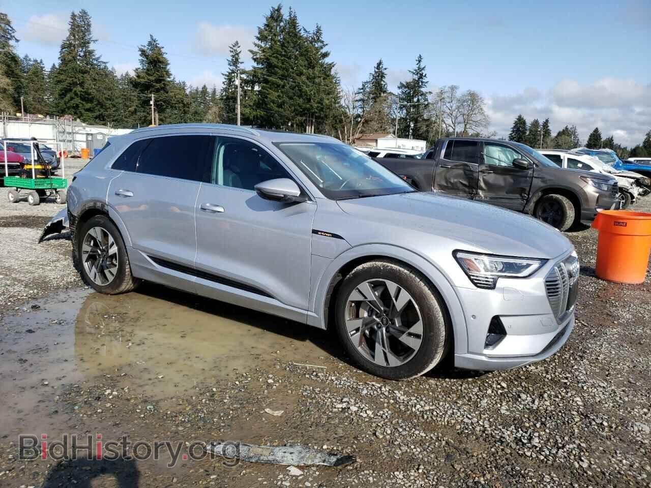 2022 AUDI E-TRON - VIN: WA1LAAGE2NB024937 - Photo 4