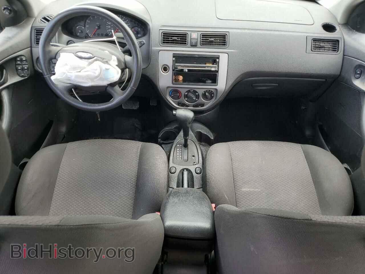 2006 FORD FOCUS - VIN: 1FAFP37N46W148737 - Фото 8