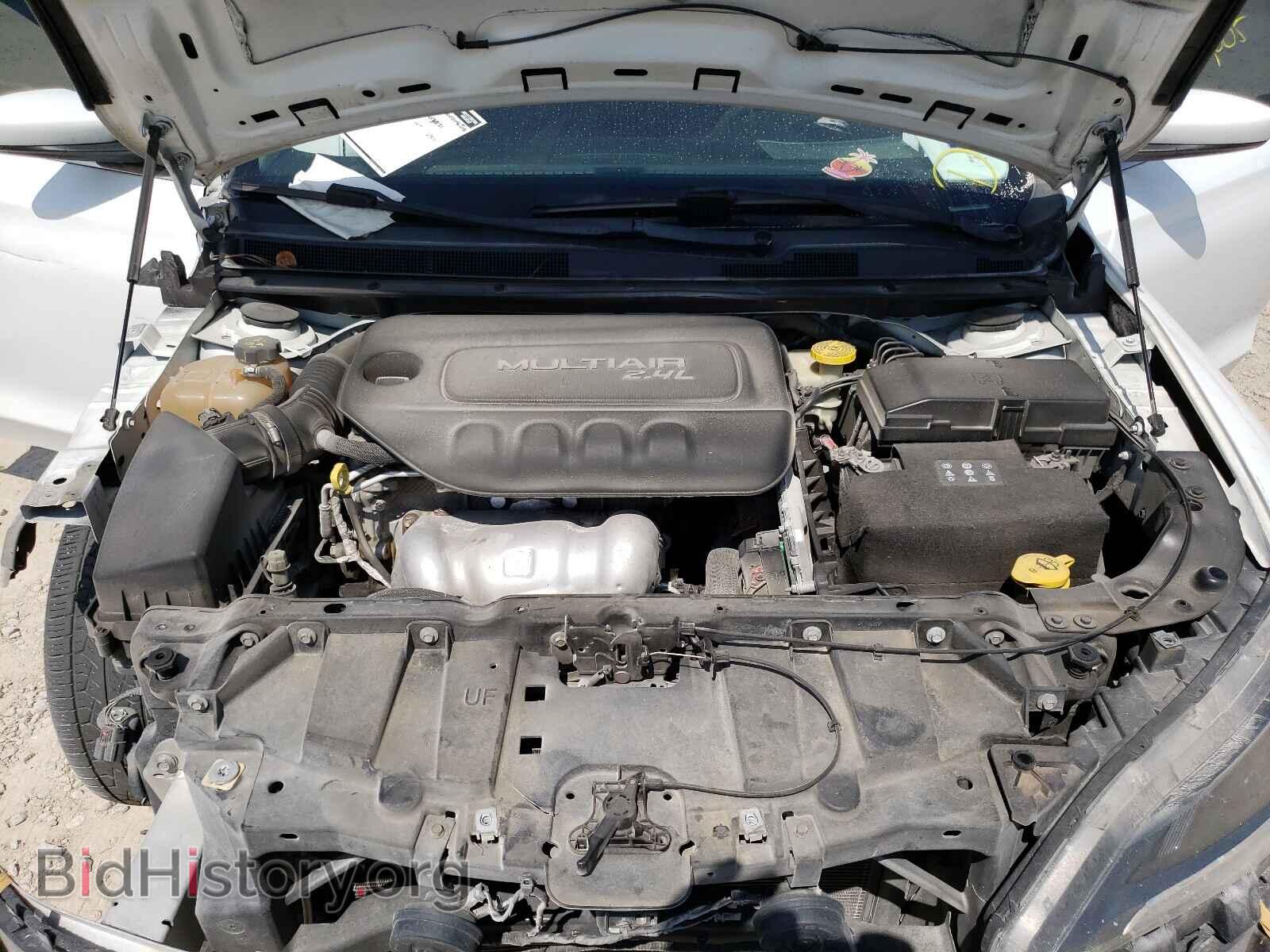 2016 CHRYSLER 200 - VIN: 1C3CCCAB9GN113341 - Фото 7