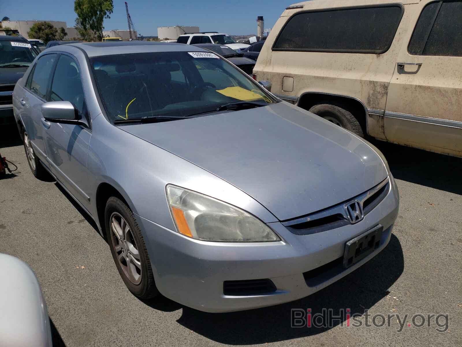 Photo 1HGCM56807A032478 - HONDA ACCORD 2007