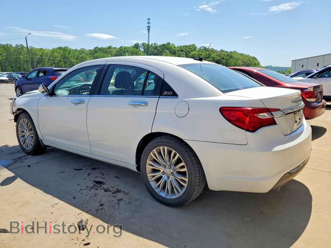 2012 CHRYSLER 200 - VIN: 1C3CCBCG1CN203287 - Фото 2