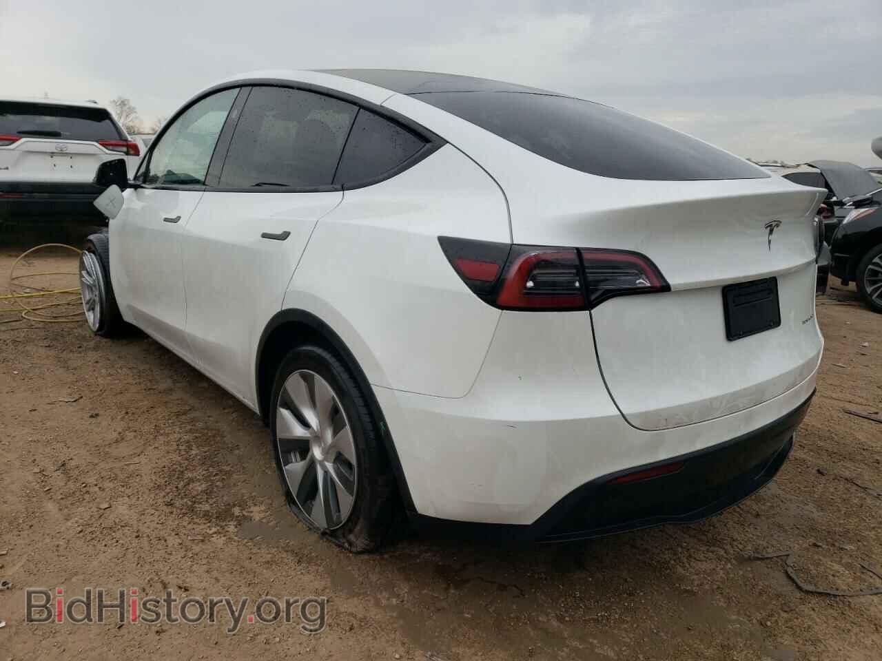 2023 TESLA MODEL Y - VIN: 7SAYGDEE0PF793664 - Фото 2