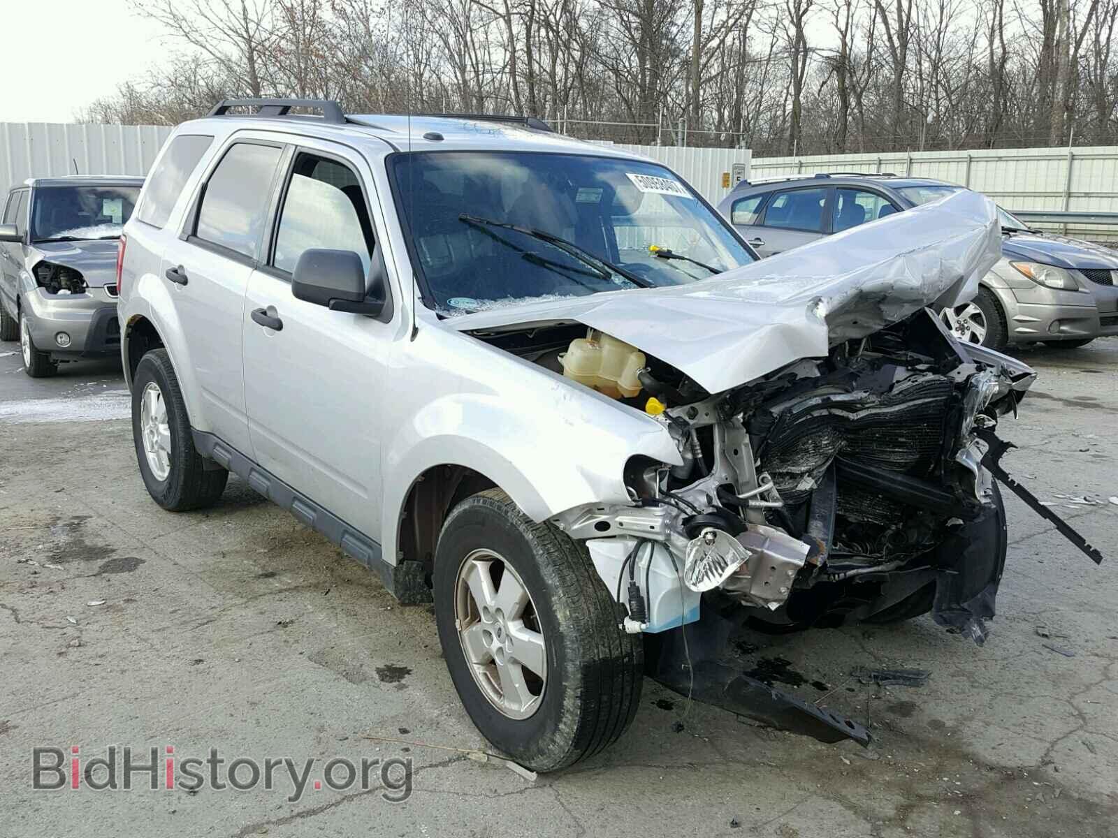 Фотография 1FMCU03729KA09046 - FORD ESCAPE 2009