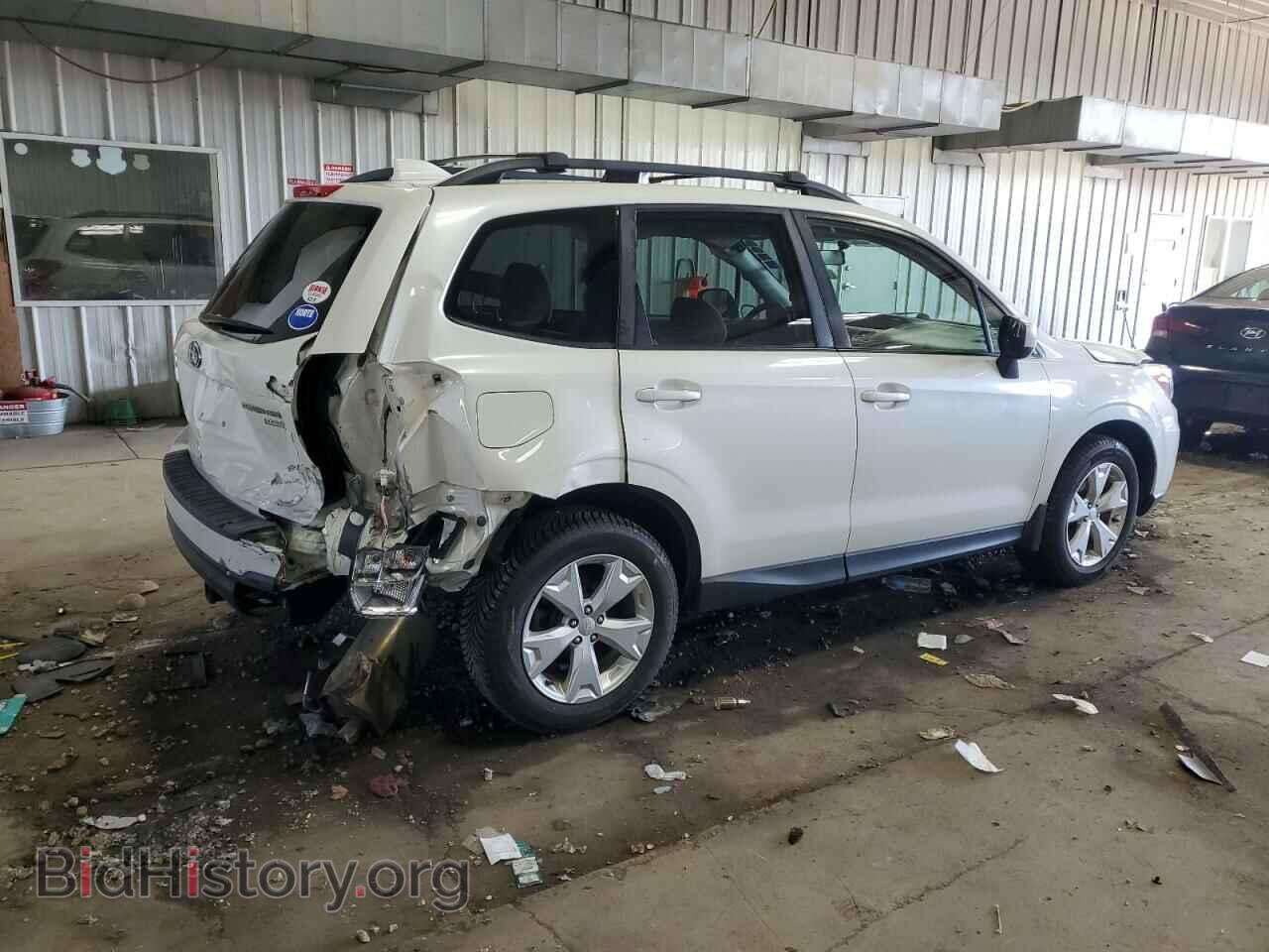 2016 SUBARU FORESTER - VIN: JF2SJADC3GH555568 - Фото 3