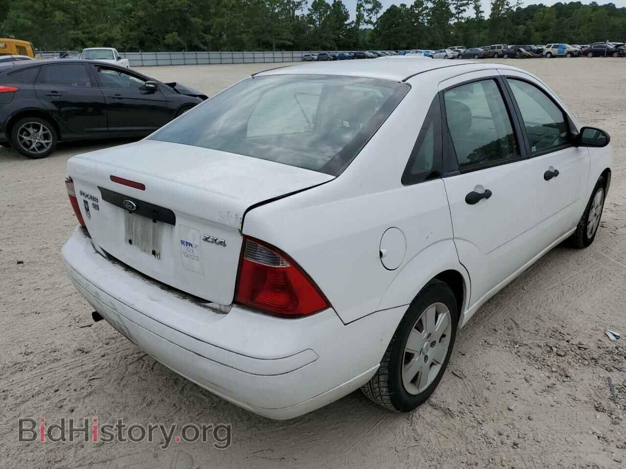 2006 FORD FOCUS - VIN: 1FAFP34N76W126512 - Фото 4